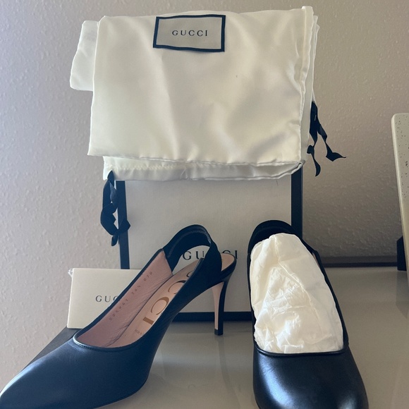 Gucci pumps
